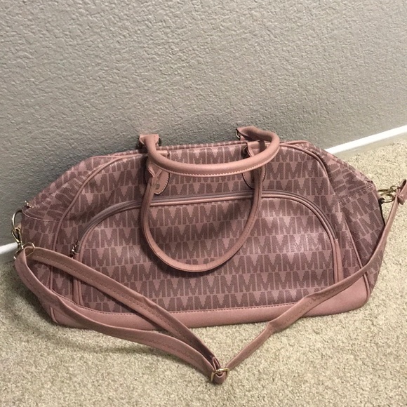 Handbags - LAST 1! NWT Travel Bag Boutique